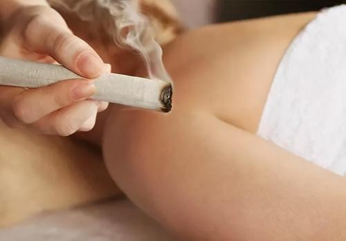 「哈尔滨上正堂」艾灸，几大神奇好处让你不得不试